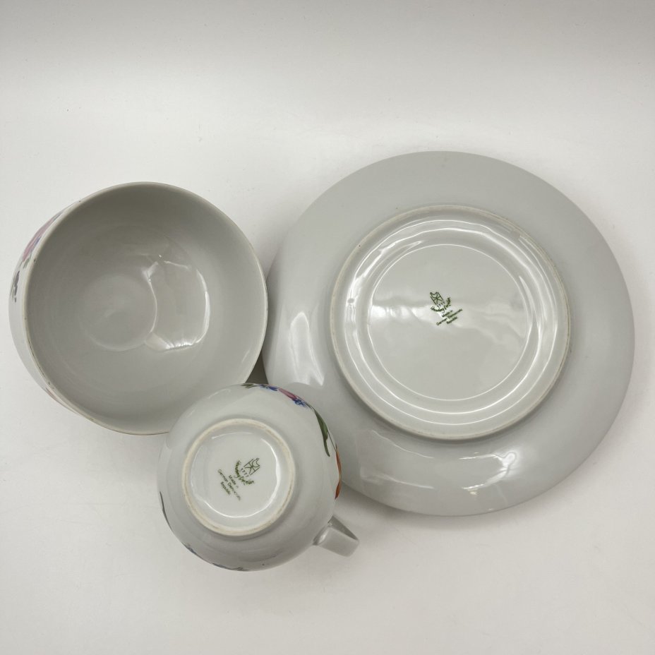 Сервиз чайно-кофейный "Мейсенский букет" на 4 персоны (17 предметов), фарфор, деколь, золочение, Graf Von Henneberg Porzellan, 1777 Jlmenau, ГДР, 1977-1990 гг.