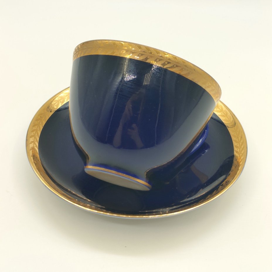 Пара чайная "Колос", фарфор, крытье кобальтом, золочение, Ленинградский фарфоровый завод (ЛФЗ), СССР, 1970-1991 гг.