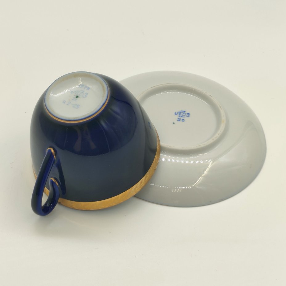 Пара чайная "Колос", фарфор, крытье кобальтом, золочение, Ленинградский фарфоровый завод (ЛФЗ), СССР, 1970-1991 гг.
