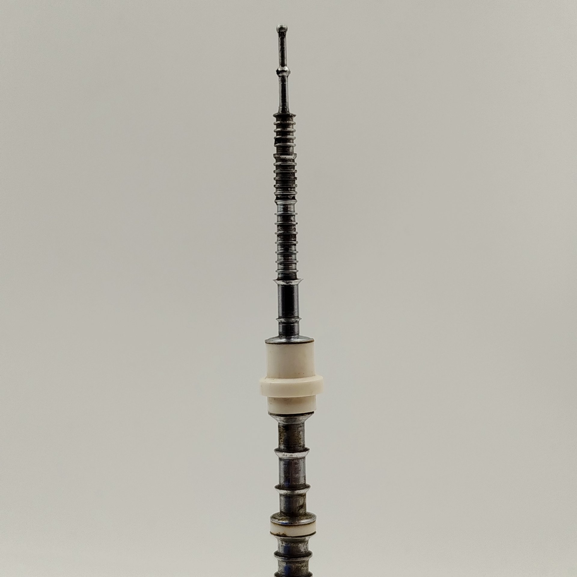 Винтажная сувенирная статуэтка "Останкинская башня", металл, пластик, дерево, СССР, 1960-1980 гг.