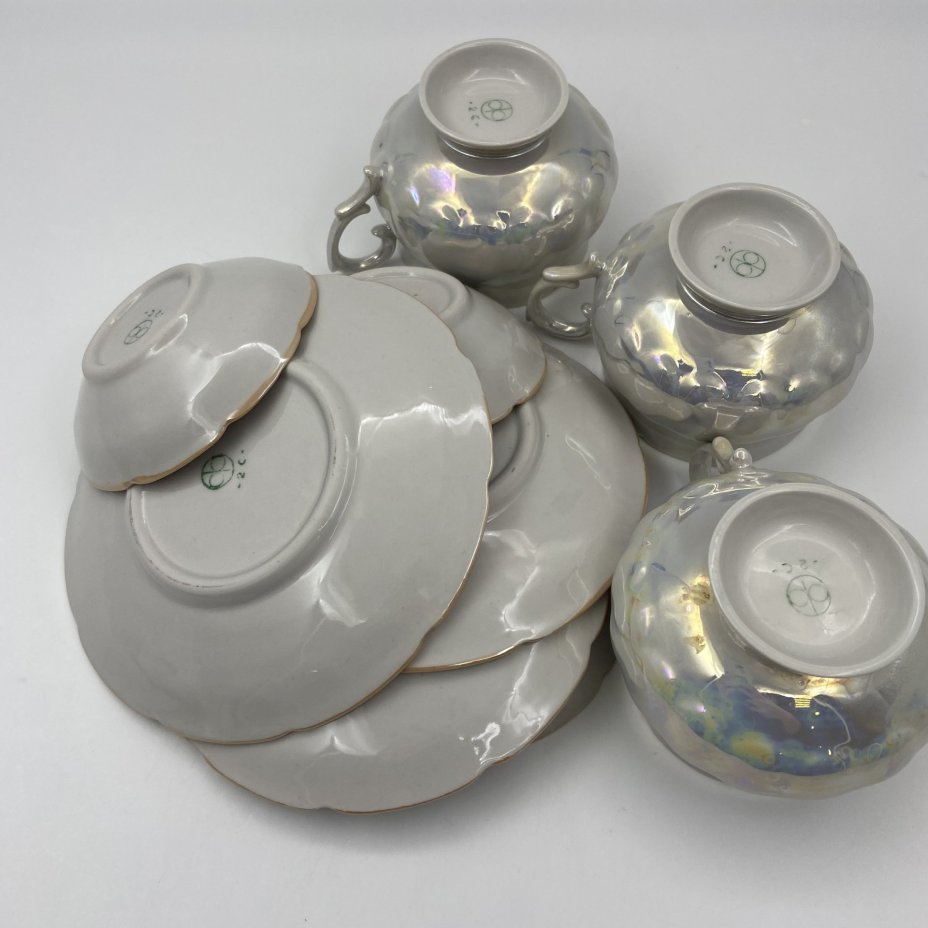 Набор для подачи чая на 3 персоны перламутрового оттенка (9 предметов), фарфор, люстр, Октябрьский фарфорово-фаянсовый завод, СССР, 1964-1991 гг.