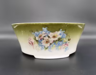 Капельник с цветочным декором, Товарищество М.С. Кузнецова в Москве