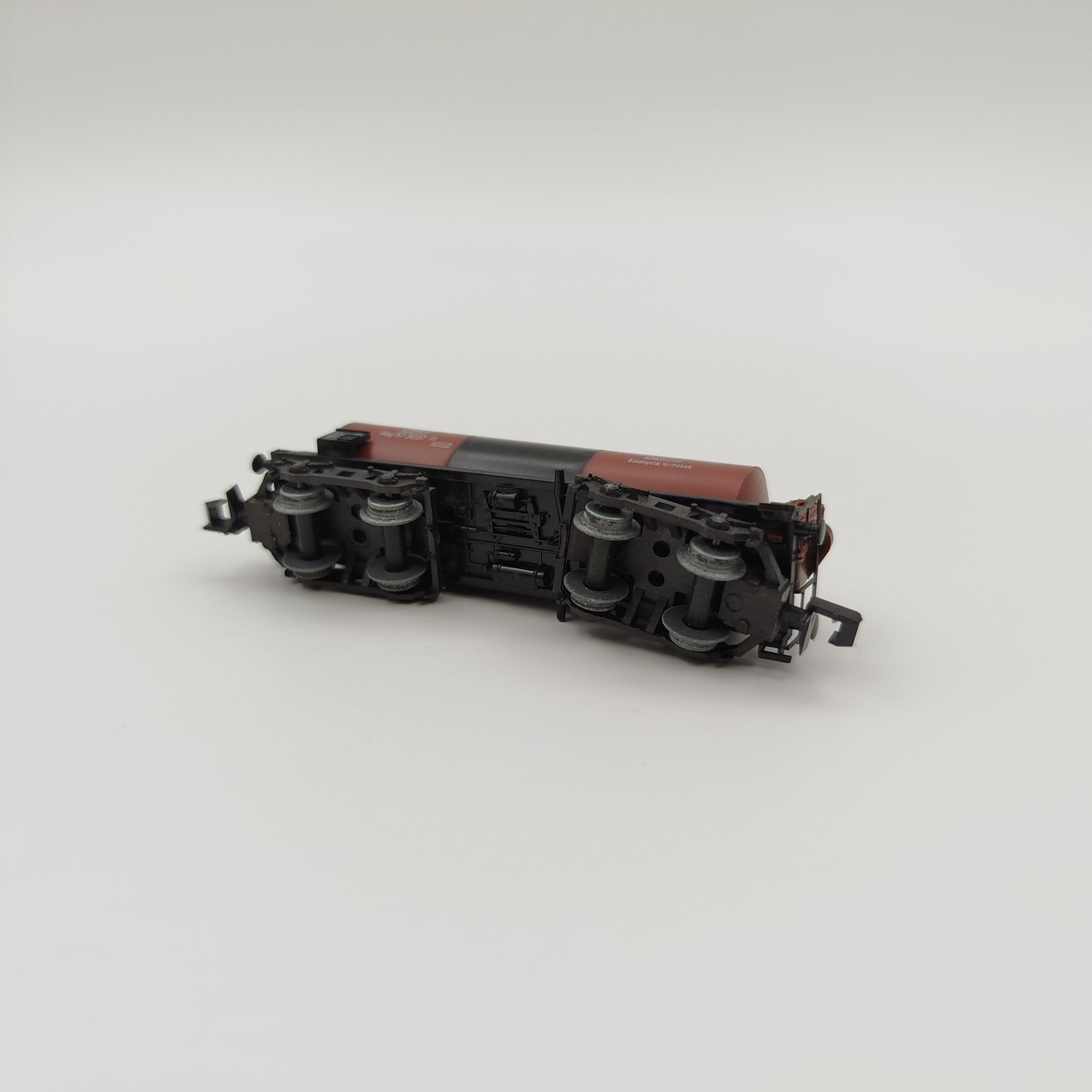 Модель железнодорожной цистерны "14147-20", в оригинальной коробке, Piko