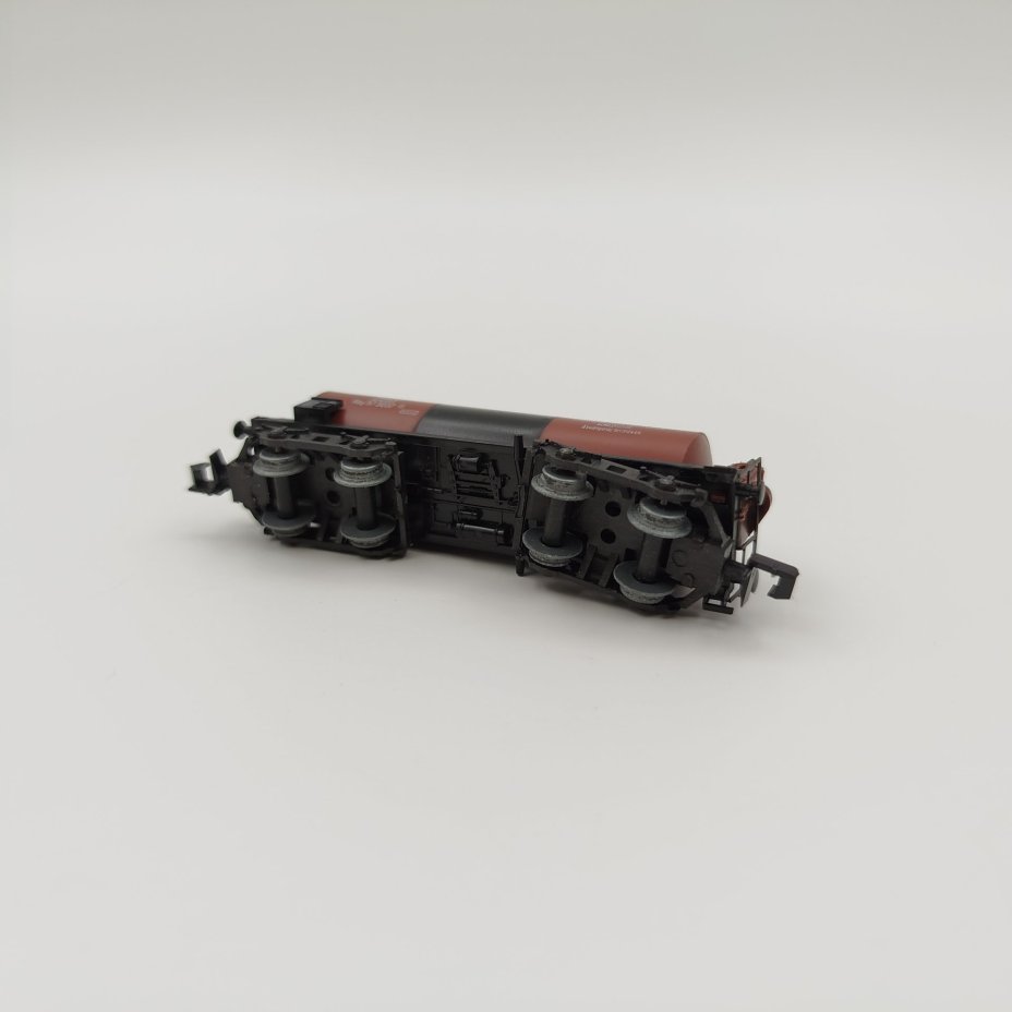 Модель железнодорожной цистерны "14147-20", в оригинальной коробке, Piko