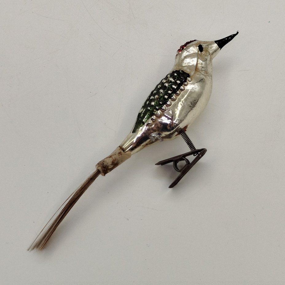 Ёлочная игрушка в виде птички, стекло, роспись, металл, слабо держится крепление металлической пружинки, Германия, 1920-1950 гг.