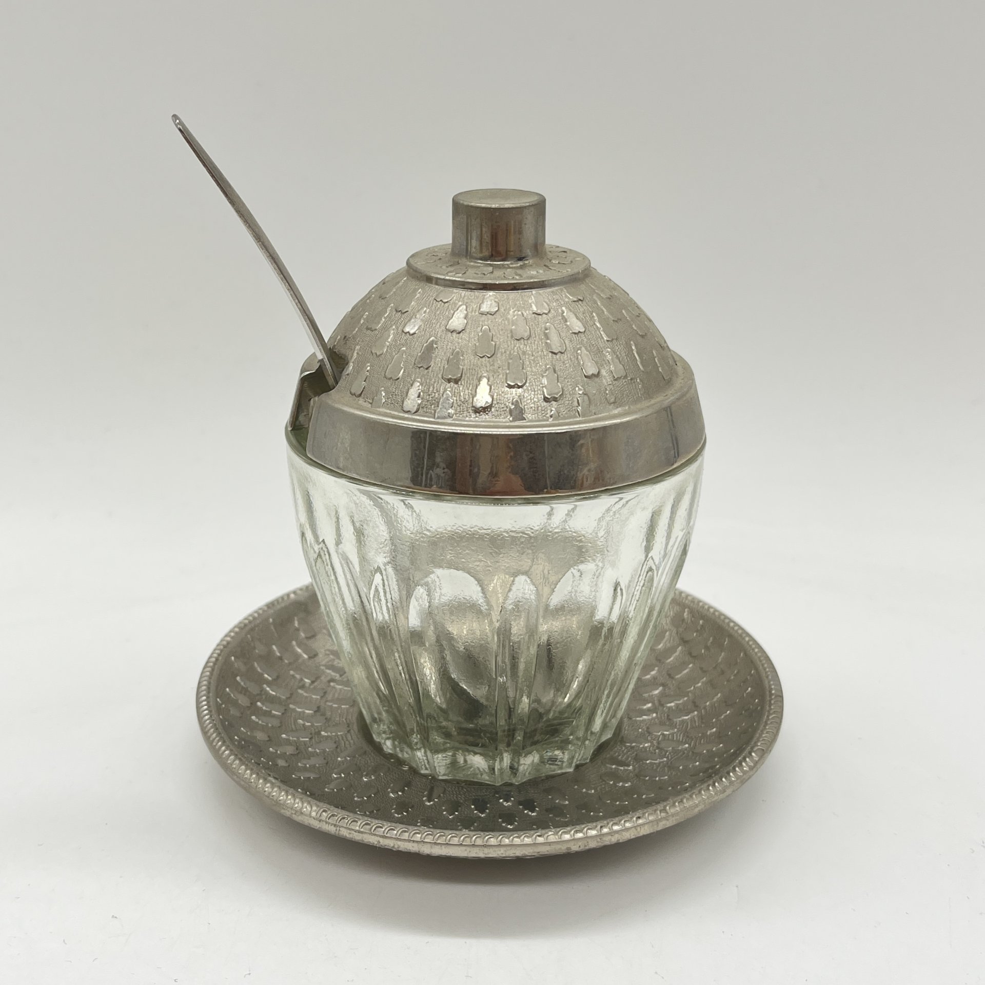 Горчичница с ложечкой на подносе, стекло, металл, СССР, 1960-1990 гг.