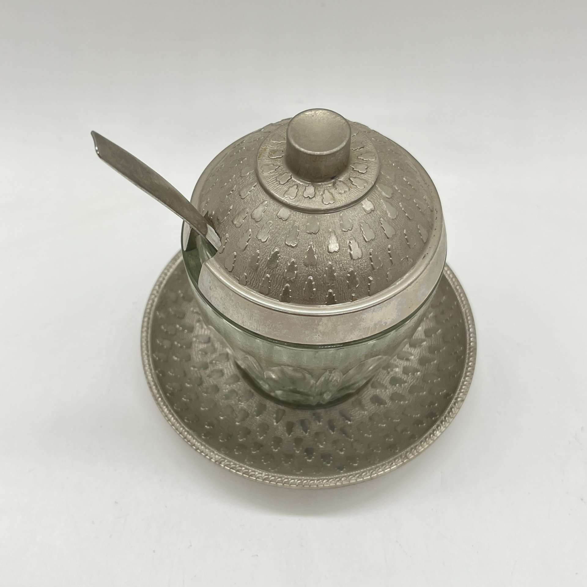 Горчичница с ложечкой на подносе, стекло, металл, СССР, 1960-1990 гг.