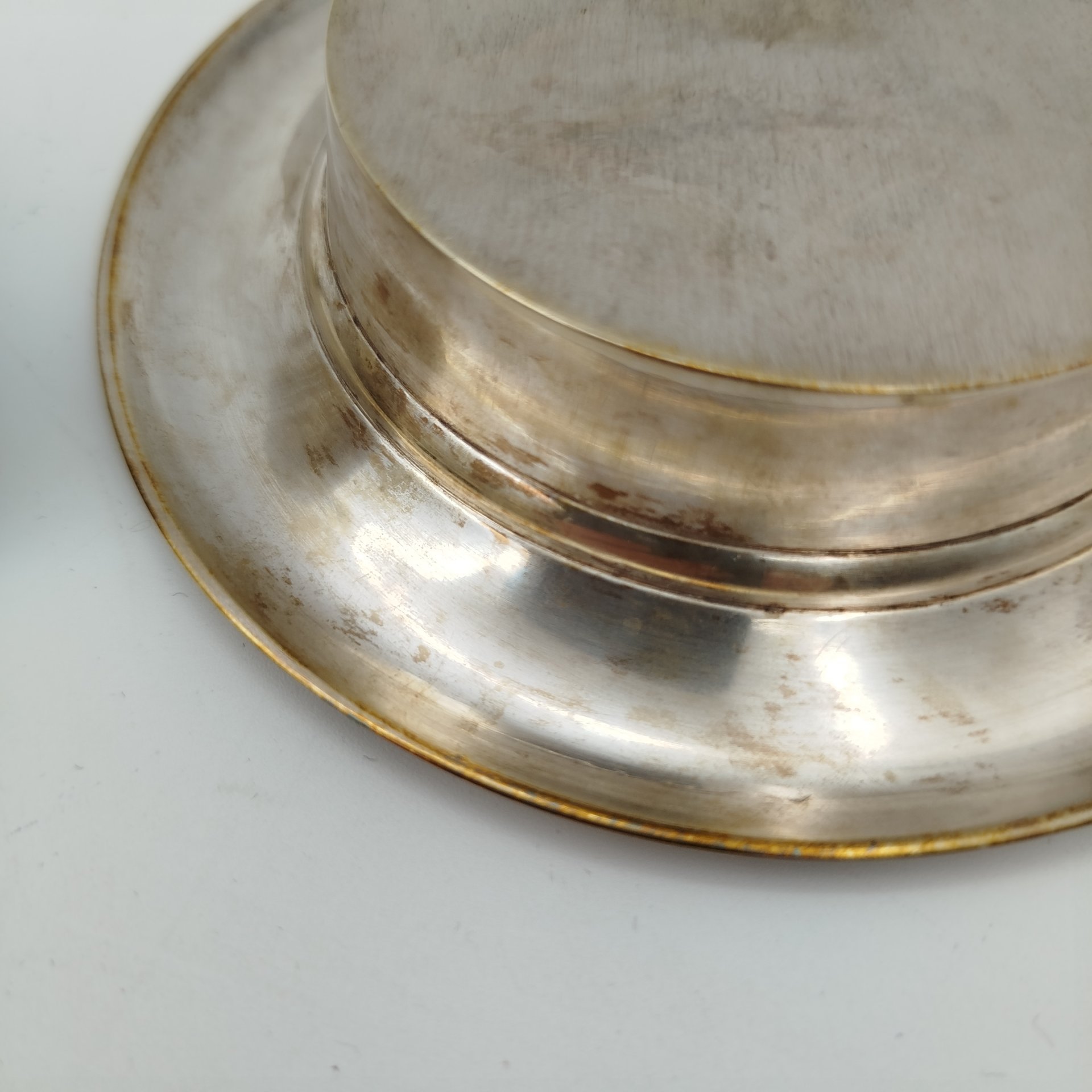 Маслёнка в восточным стиле с флоральным декором, металл, гравировка, Индия, 1970-1990 гг.