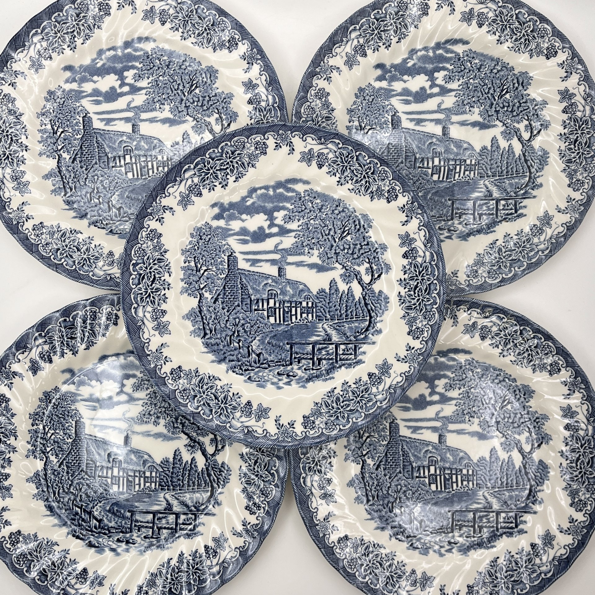 Набор обеденных тарелок с английским сельским пейзажем на 7 персон, Churchill, фаянс, деколь, Великобритания, 1990-2010 гг.