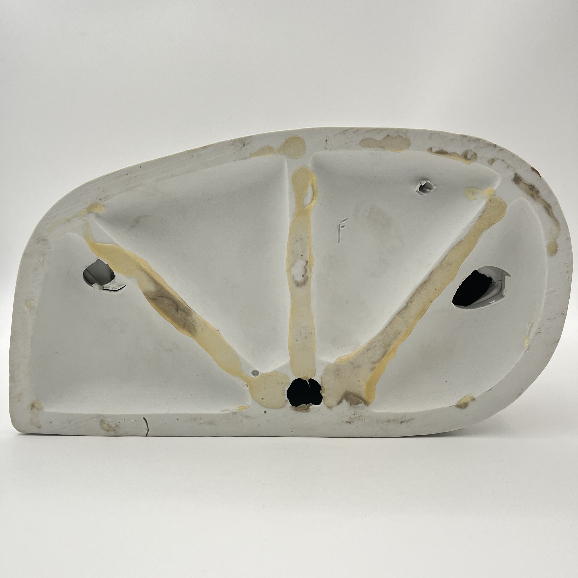 Статуэтка "Дети за уборкой", бисквит, роспись, золочениие, Италия, 1980-2000 гг.