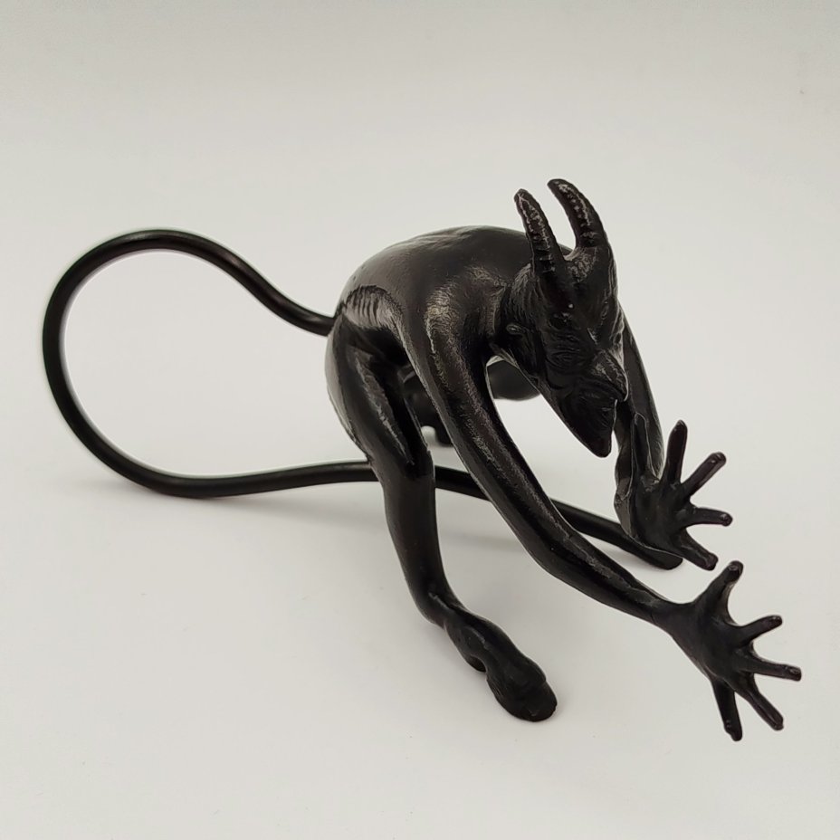 Статуэтка "Чертик"