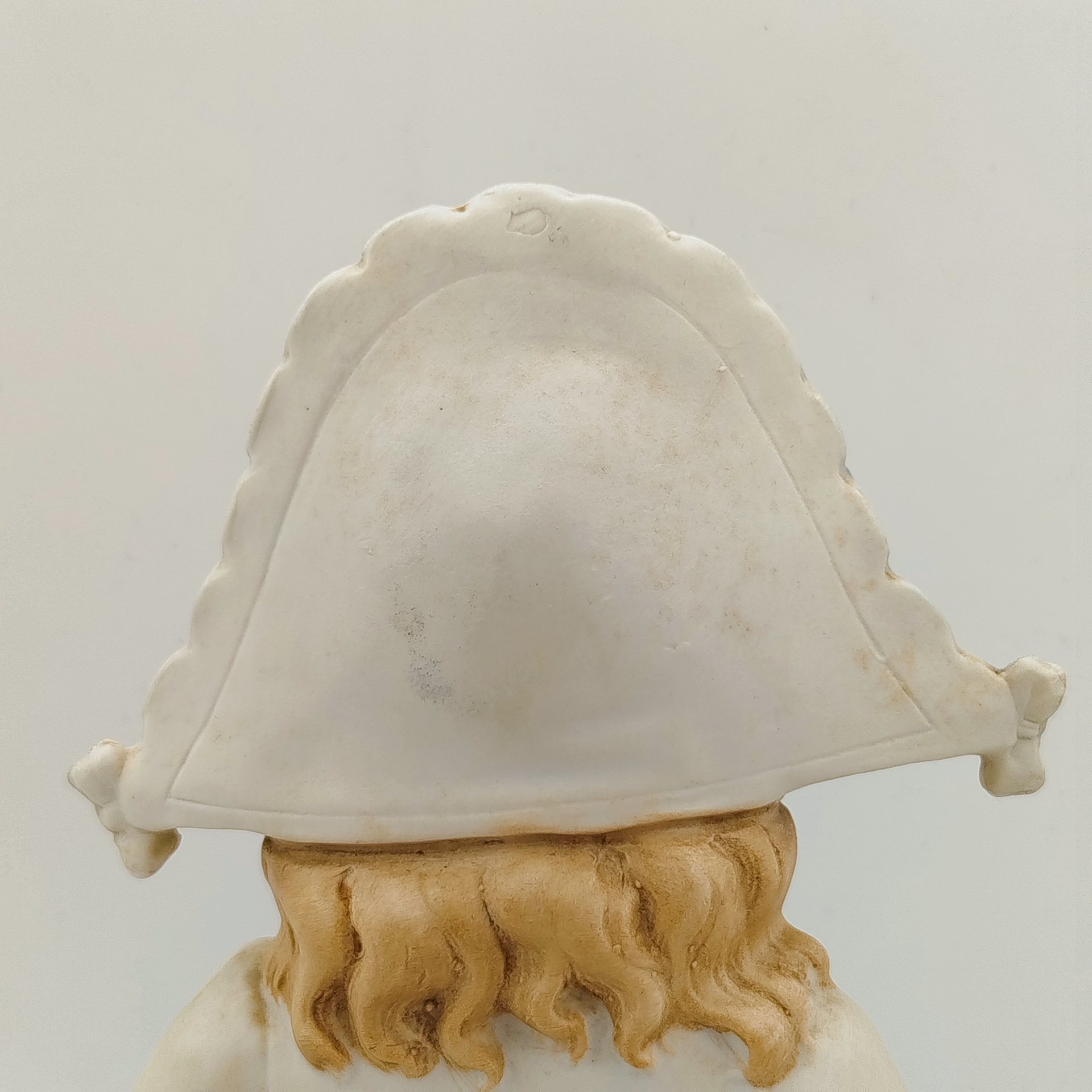 Статуэтка "Галантный кавалер", фарфор, роспись, Западная Европа, 1930-1950 гг.