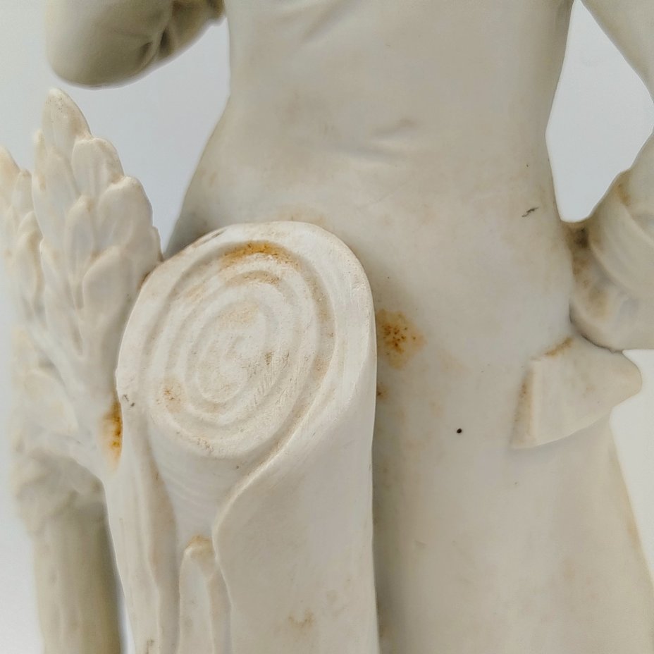 Статуэтка "Галантный кавалер"