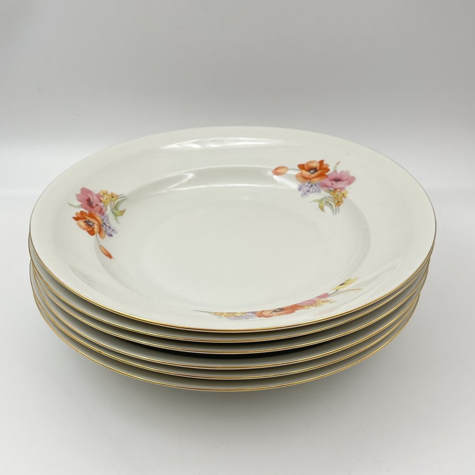 Набор из шести суповых тарелок с цветочным декором, фарфор, деколь, золочение, Chodziez, Польша, 1964-1990 гг.
