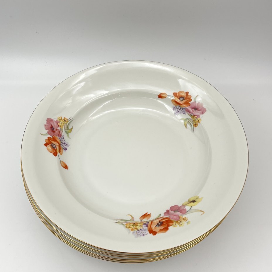 Набор из шести суповых тарелок с цветочным декором, фарфор, деколь, золочение, Chodziez, Польша, 1964-1990 гг.