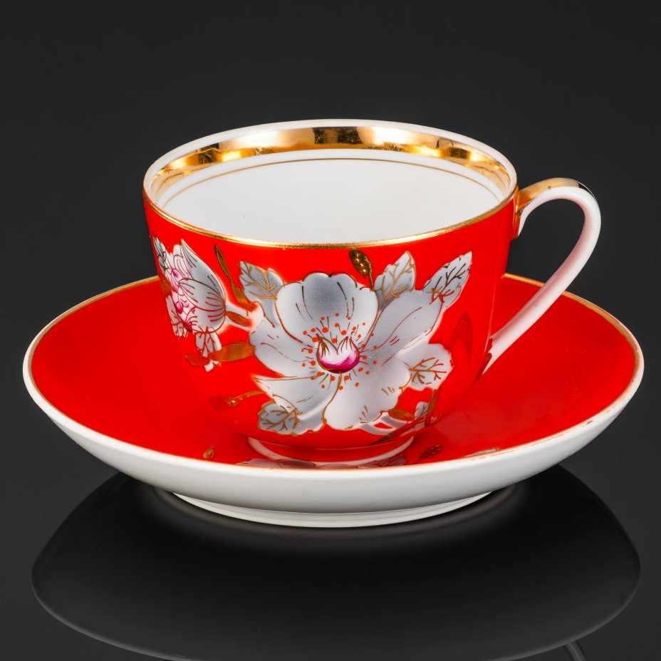 Пара чайная "Мальва" (большая) с дарственной "Участнику Великой Отечественной войны в день 30-летия Победы 1945-1975", фарфор, крытье, роспись, золочение, Барановский фарфоровый завод, СССР, 1975 г.