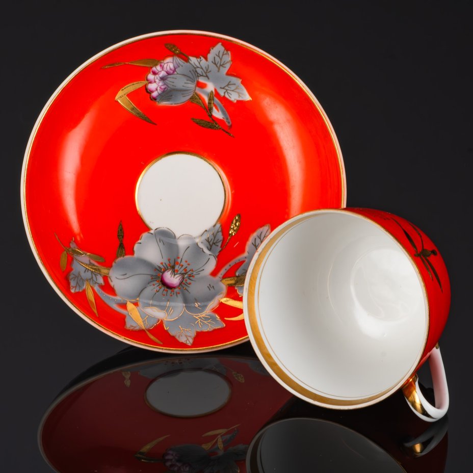 Пара чайная "Мальва" (большая) с дарственной "Участнику Великой Отечественной войны в день 30-летия Победы 1945-1975", фарфор, крытье, роспись, золочение, Барановский фарфоровый завод, СССР, 1975 г.