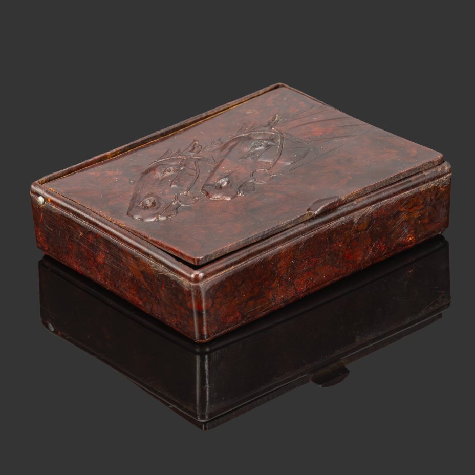 Портсигар "Кони", завод №192