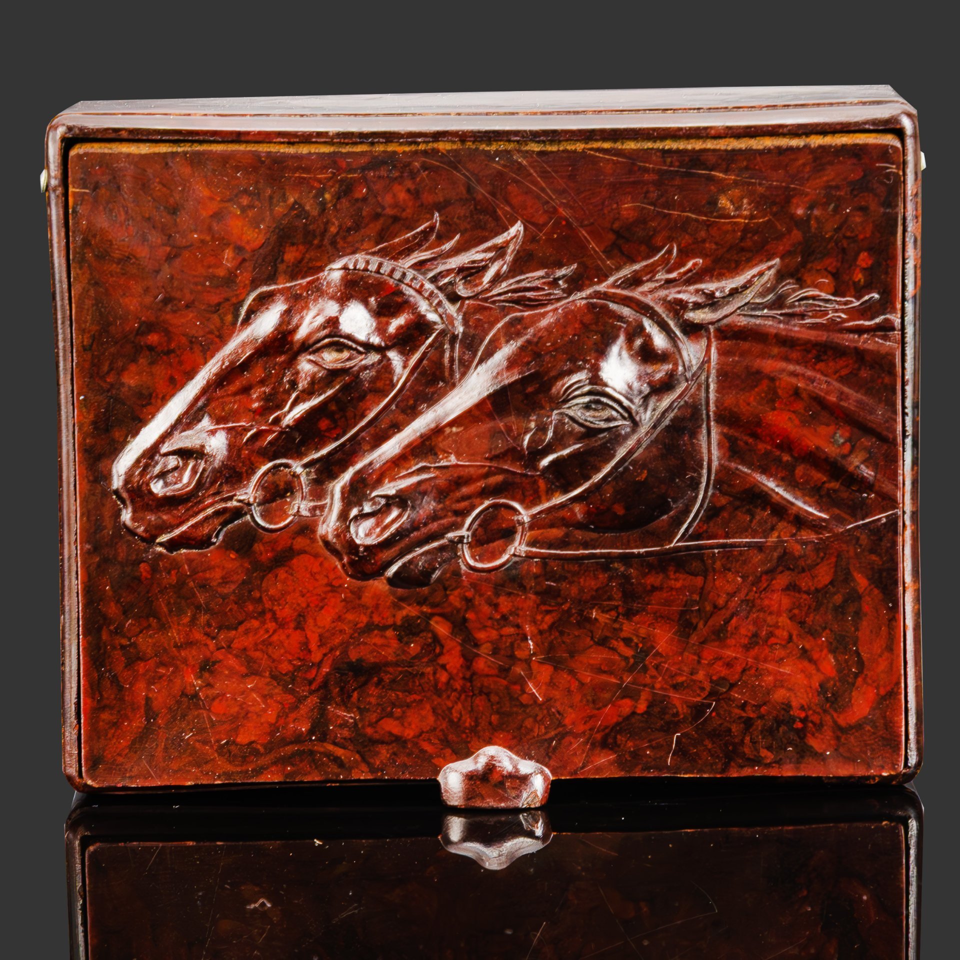 Портсигар "Кони", завод №192