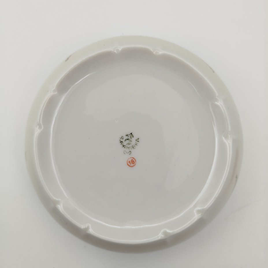 Капельник (салатник) "Золотая вязь" на изумрудном фоне, фарфор, крытье, золочение, Барановский фарфоровый завод, СССР, 1950-1960 гг.