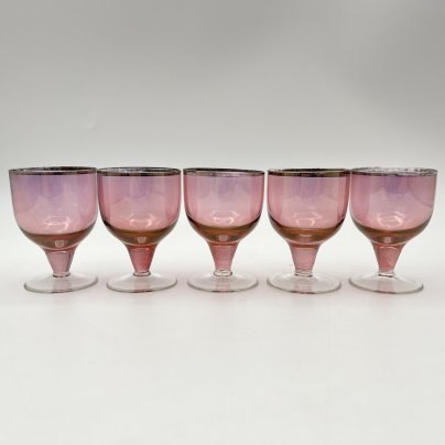 Набор рюмок розоватого оттенка на 5 персон, стекло, люстр, золочение, СССР, 1970-1990 гг.