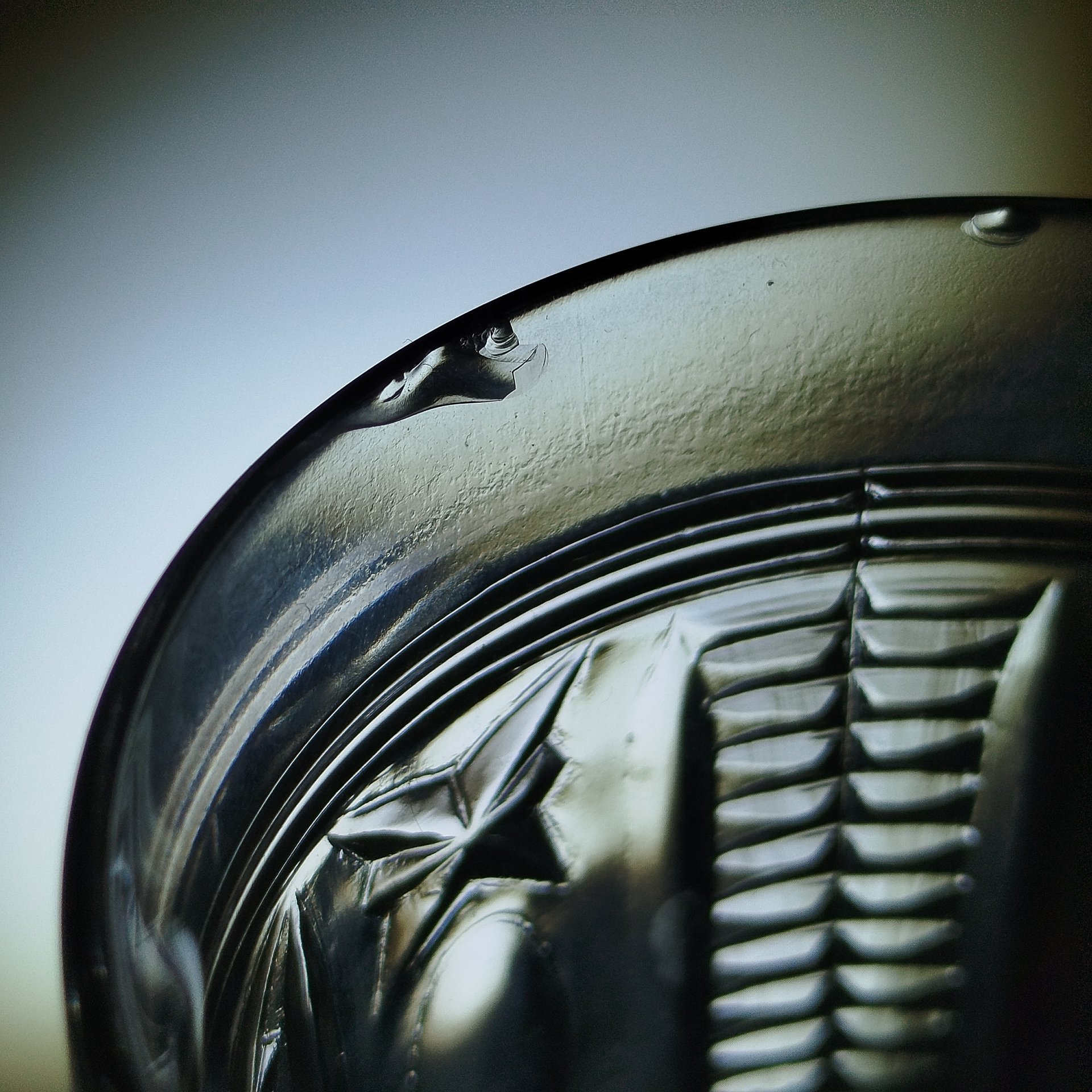 Набор кружек с рельефным декором на 5 персон, стекло, пресс, СССР, 1970-1990 гг.