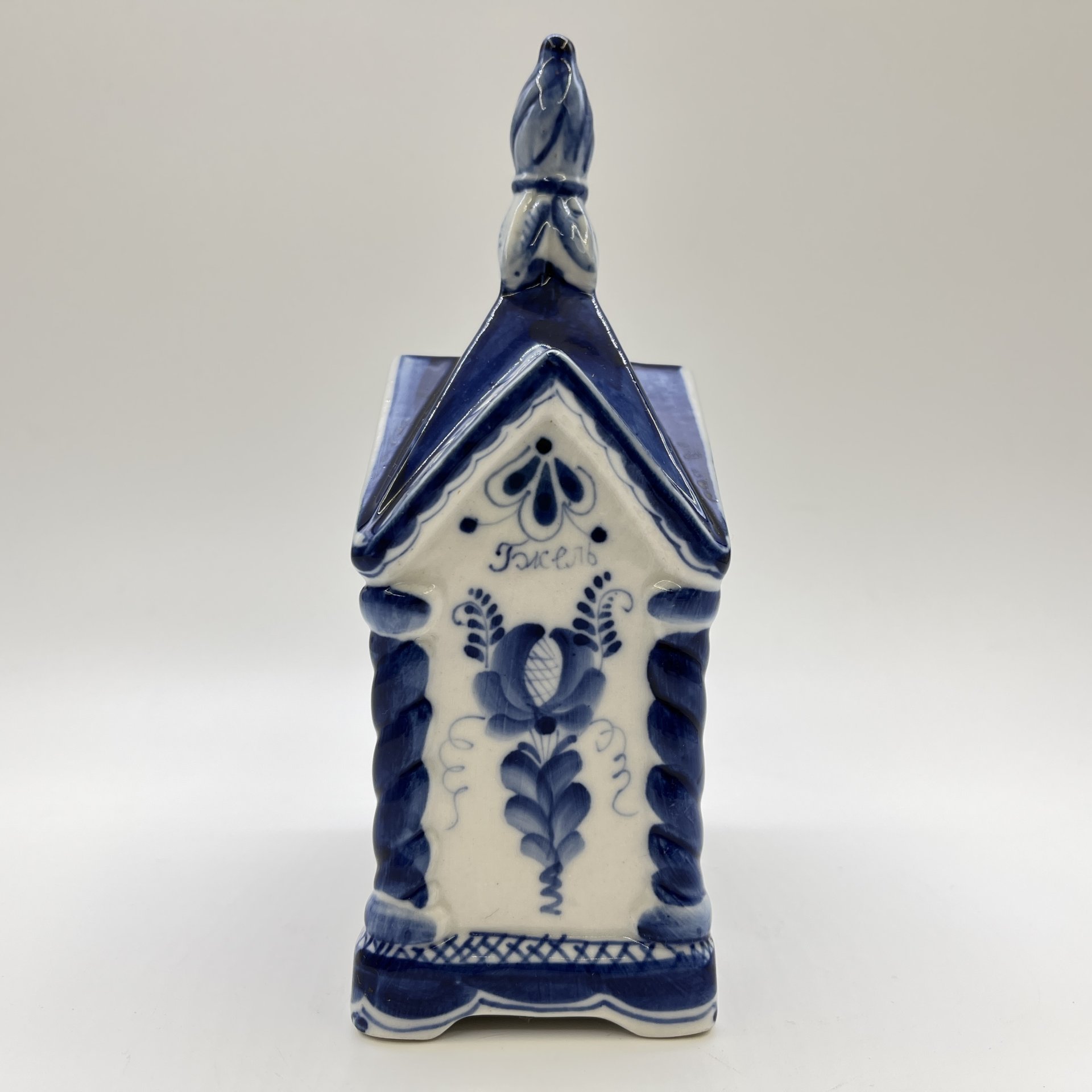 Часы настольные "Терем", автор Гаранин, фарфор, роспись, металл, пластик, Объединение «Гжель», СССР, 1986-1991 гг.