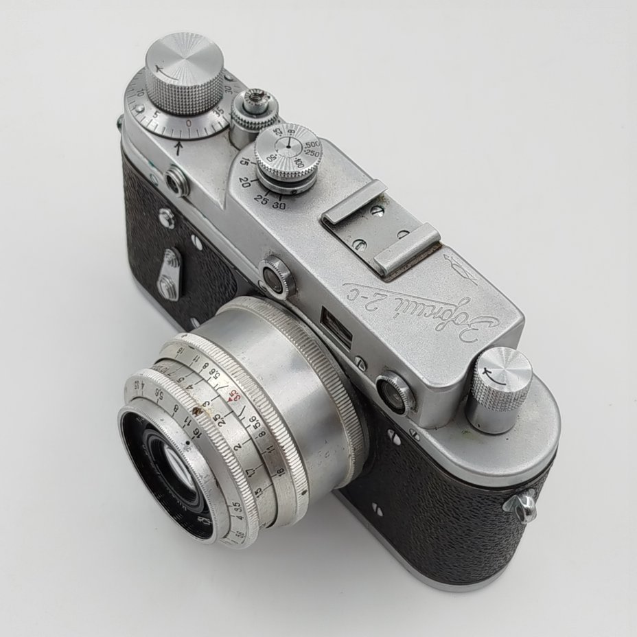 Фотоаппарат плёночный "Зоркий 2-с" с объективом "Индустар-50", Красногорский механический завод (КМЗ)