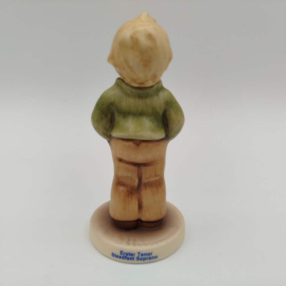 Статуэтка "Непреклонное сопрано",  M.I. Hummel  Membership, фарфор, роспись, Goebel, Германия, 2005-2006 гг., Goebel
