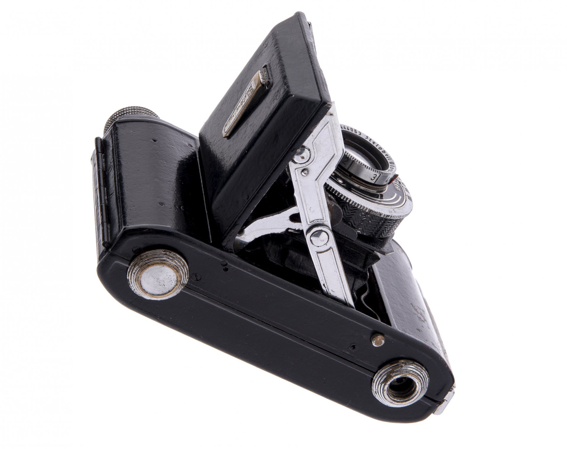 Складной шкальный фотоаппарат "Welta Weltix" с объективом Steinheil Munchen Cassar 1:2.9 f=5 cm, металл, компания Welta, Германия, 1935-1960 гг., Welta