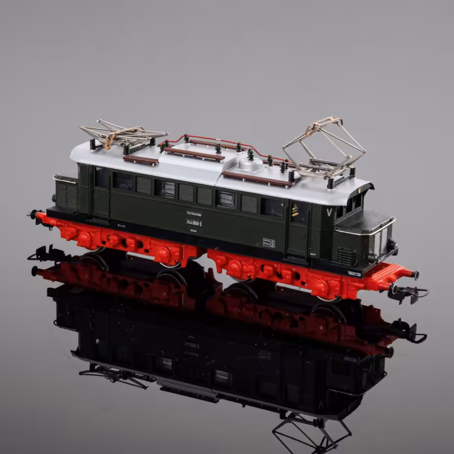 Модель железнодорожного локомотива E44  (1:87), Piko