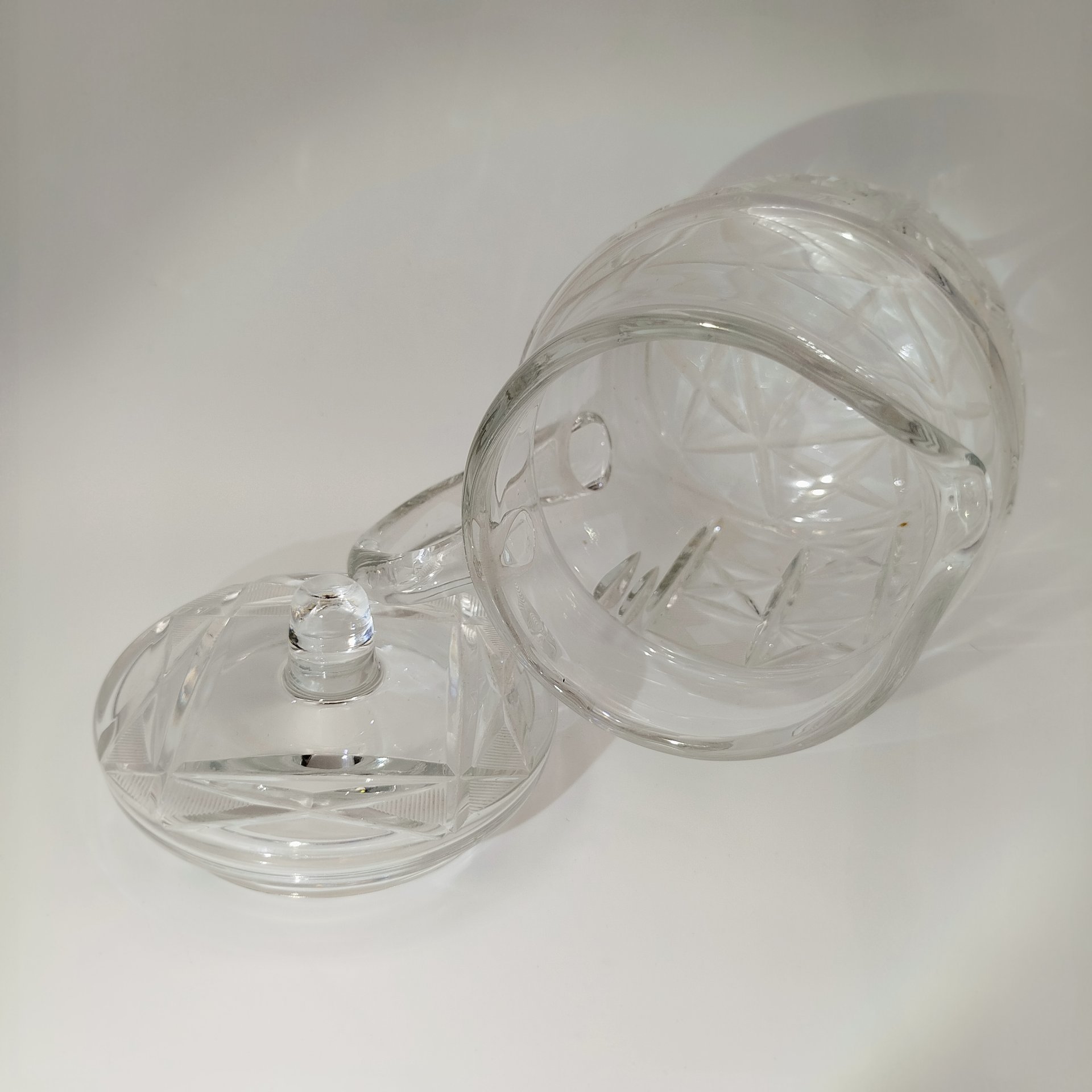 Кувшин "Алмазные квадраты", автор Л.О. Юрген, хрусталь, алмазная грань, Ленинградский завод художественного стекла (ЛЗХС), СССР, 1960-1980 гг.