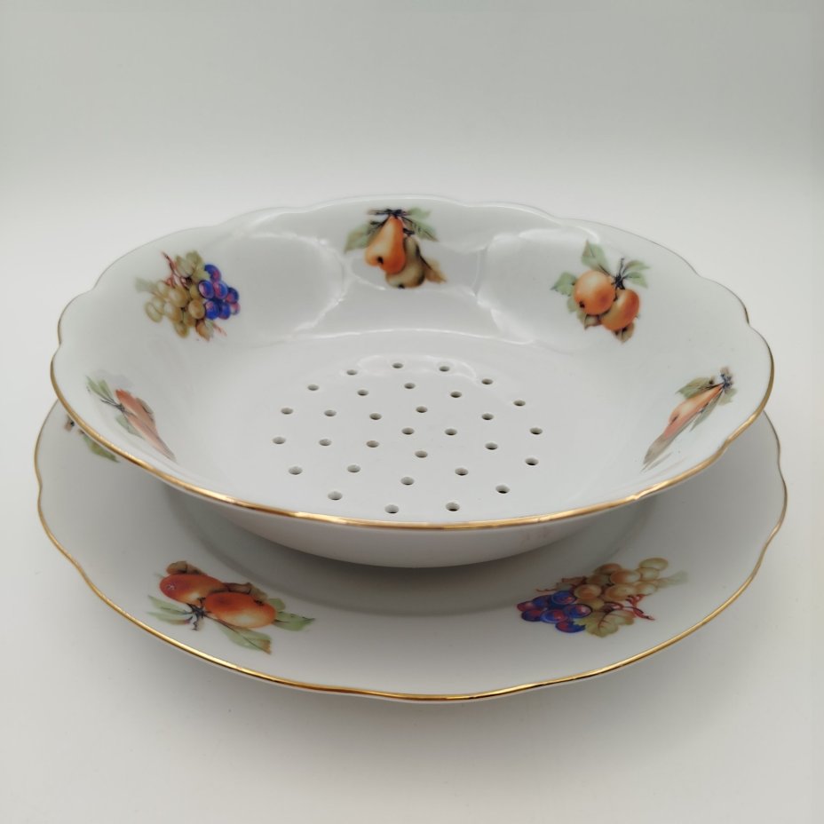 Набор для подачи фруктов и ягод (дуршлаг и тарелка), фарфор, деколь, золочение, Winterling Marktleuthen Bavaria, Бавария, 1950-1980 гг.