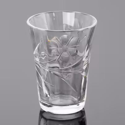 Стопка с цветочным декором