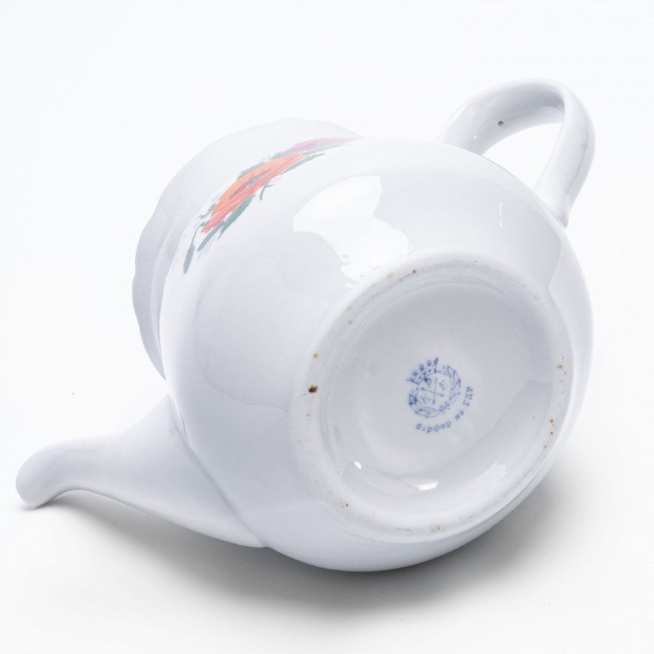 Чайник с цветочным декором, фарфор, деколь, золочение, фабрика "Kalk Porcelain", ГДР, 1945-1972 гг.