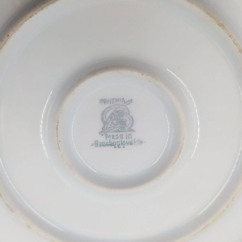 Масленка с цветочным декором, фарфор, деколь, золочение, Bohemia (Neurohlau), Bohemia (Neurohlau)