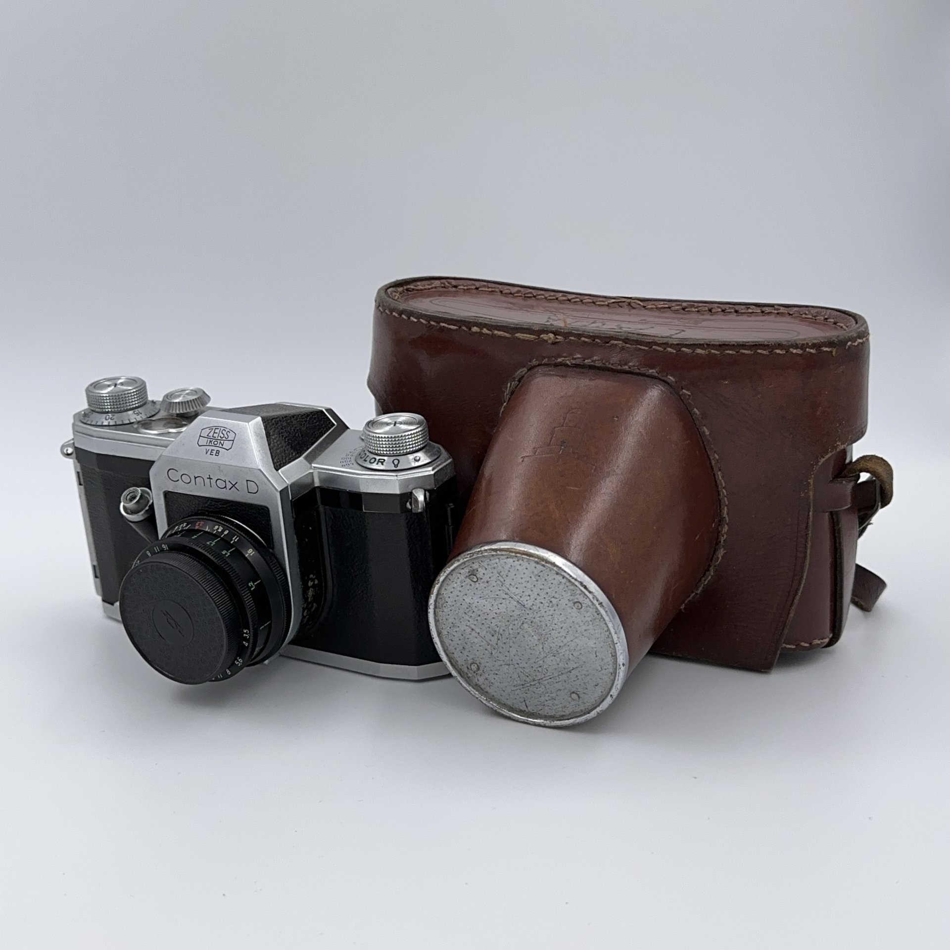Фотоаппарат пленочный "Contax D" с объективом "Индустар-50-2" в оригинальном кофре, металл, стекло, кожа, Carl Zeiss, Германия, 1952-1956 гг., Carl Zeiss