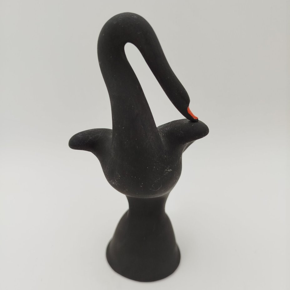 Статуэтка "Черный лебедь", бисквит, крытье, Дулевский фарфоровый завод (Дулёво), СССР, 1970-1990 гг.