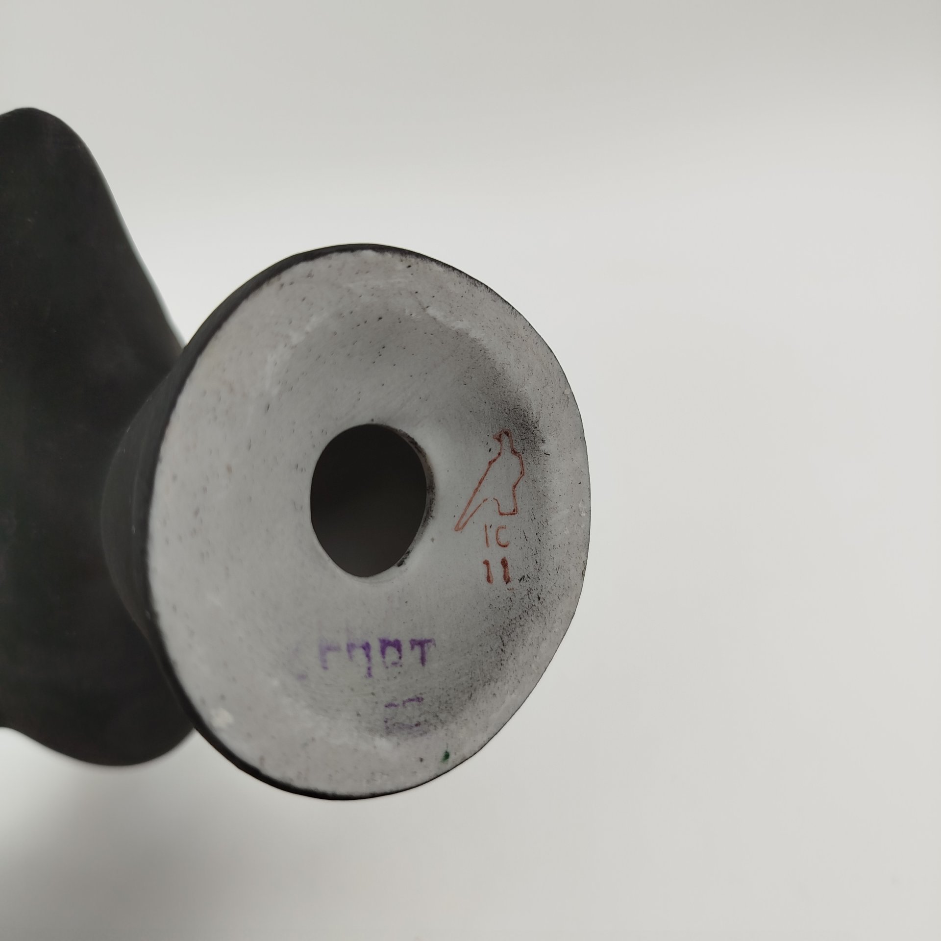 Статуэтка "Черный лебедь", бисквит, крытье, Дулевский фарфоровый завод (Дулёво), СССР, 1970-1990 гг.