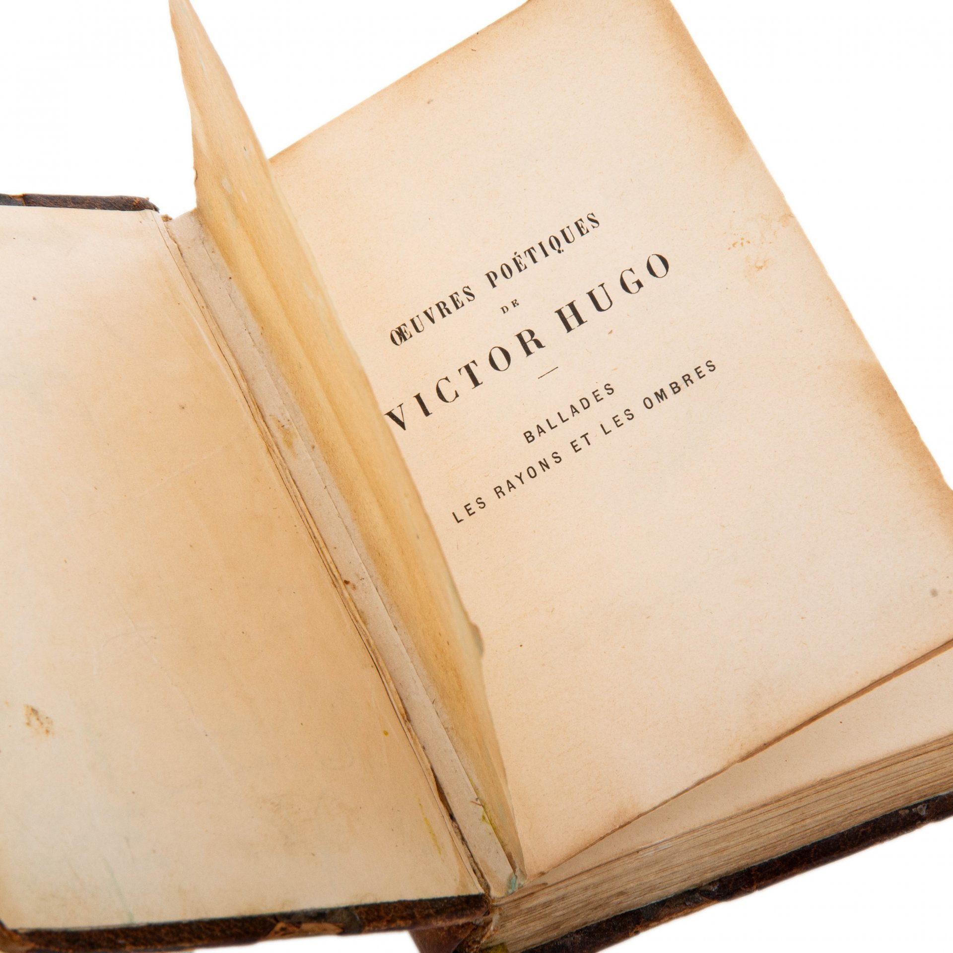 Книга "Поэтические произведения Виктора Гюго" (на французском языке), бумага, печать, Париж, Франция, 1890 г.