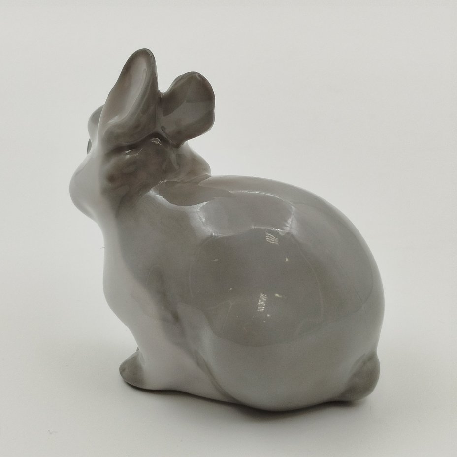 Статуэтка "Заяц", скульптор Л.С. Разумовский