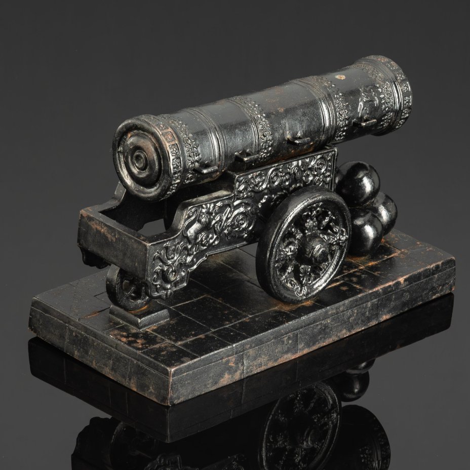 Скульптура "Царь-Пушка", автор модели Крейтан В.П., чугун, литье, крашение, Каслинский чугунолитейный завод (Касли), СССР, 1970-1980 гг.