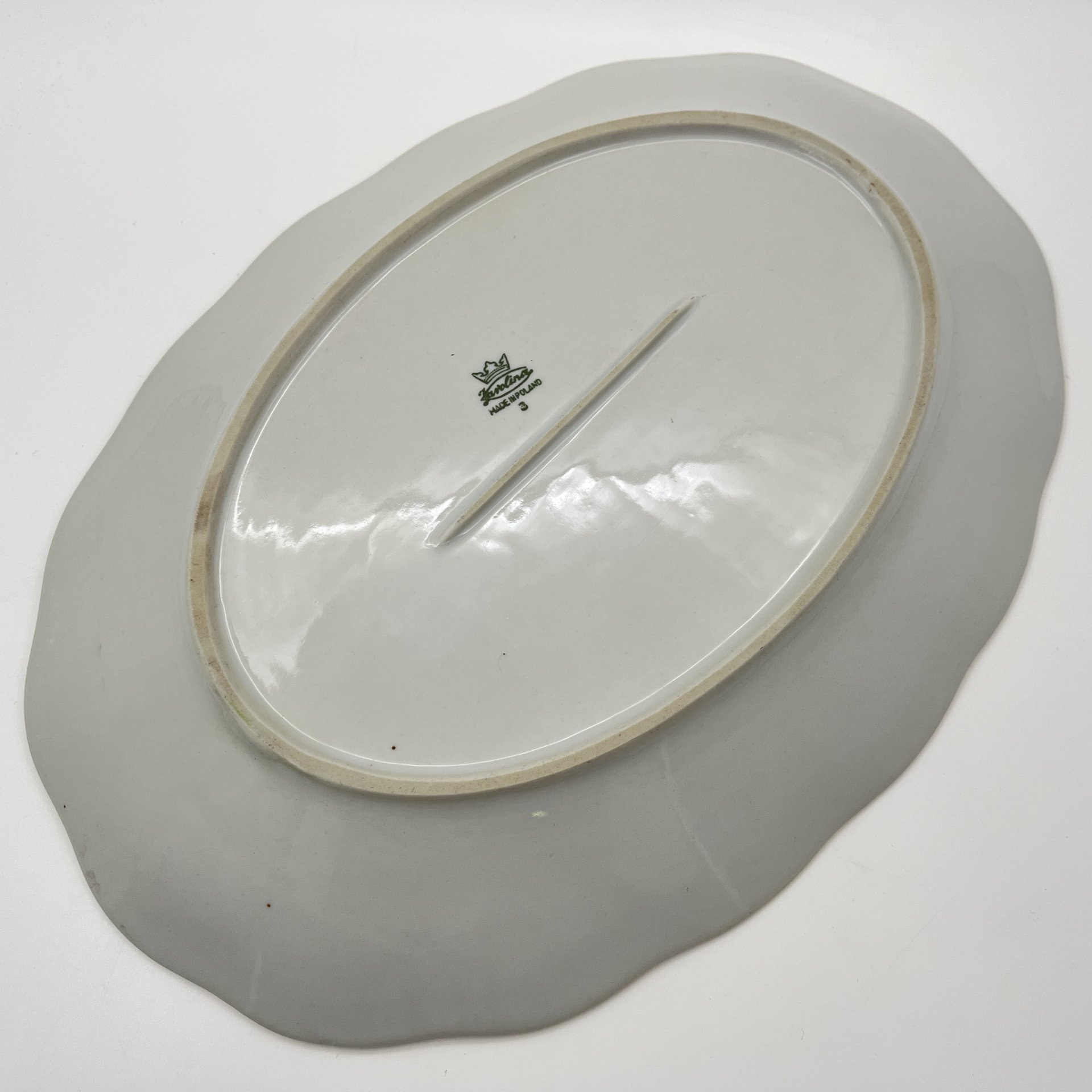 Блюдо, украшенное изображением розы, фарфор, деколь, золочение, Karolina (Фарфоровая мануфактура «Каролина», Польша), Польша, 1980-1990 гг.