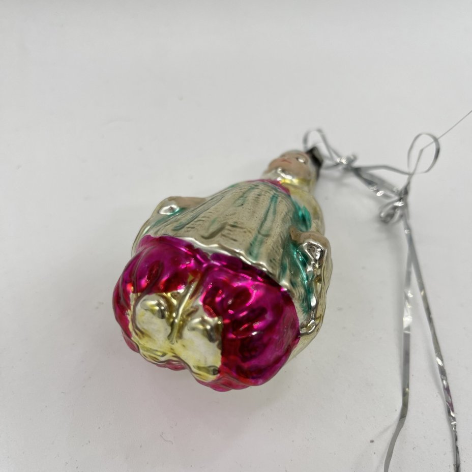 Ёлочная игрушка "Шамаханская царица", из набора "Сказка о золотом петушке", стекло, роспись, металл, Завод стеклянных ёлочных украшений и оптических изделий, г. Москва, СССР, 1950-1960 гг.