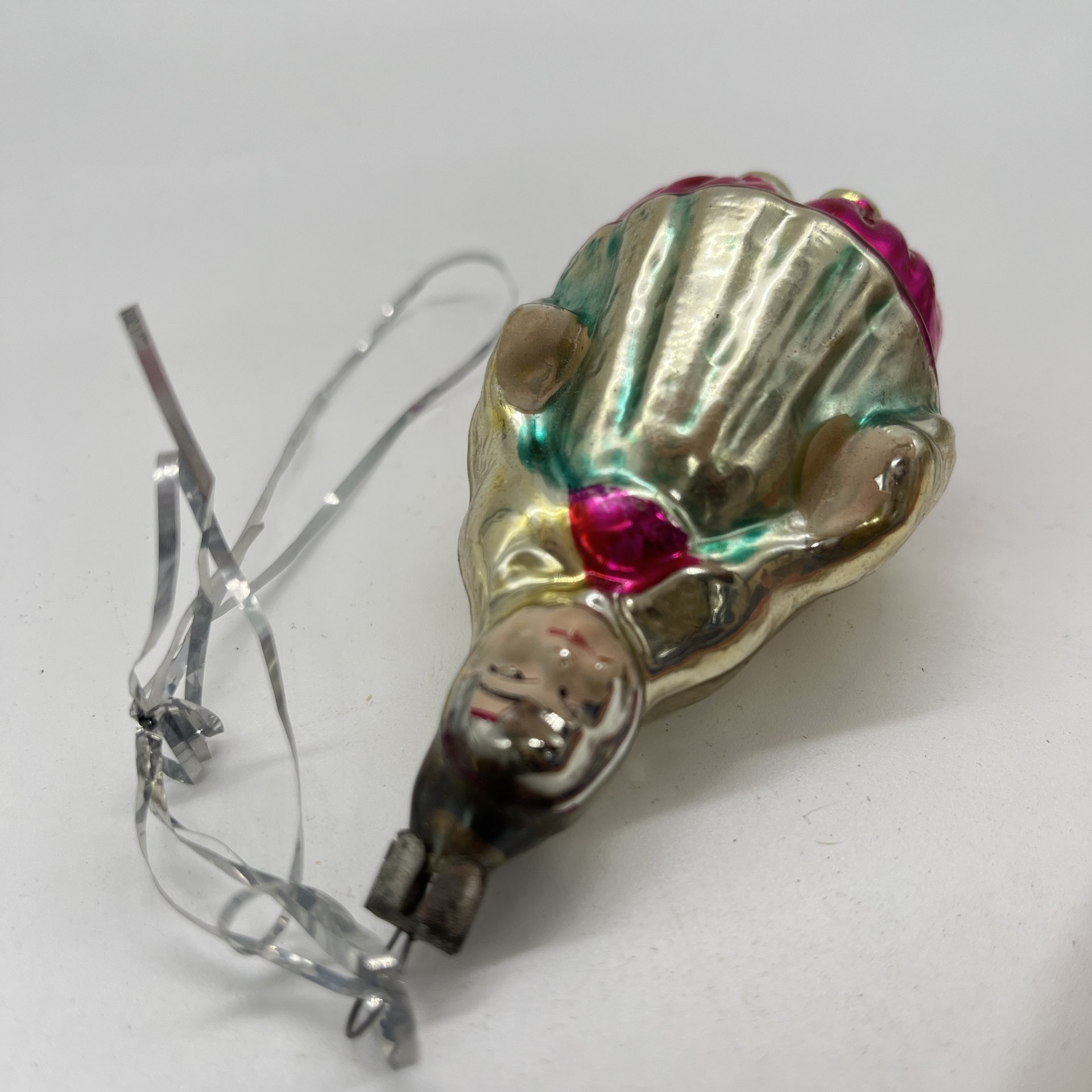 Ёлочная игрушка "Шамаханская царица", из набора "Сказка о золотом петушке", стекло, роспись, металл, Завод стеклянных ёлочных украшений и оптических изделий, г. Москва, СССР, 1950-1960 гг.