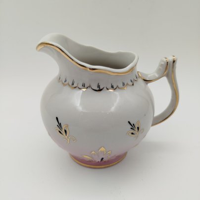 Молочник из сервиза "Барбарис" в розовом оттенке, фарфор, крытье, золочение, Дмитровский фарфоровый завод (ДФЗ Вербилки), СССР, 1954-1965 гг.