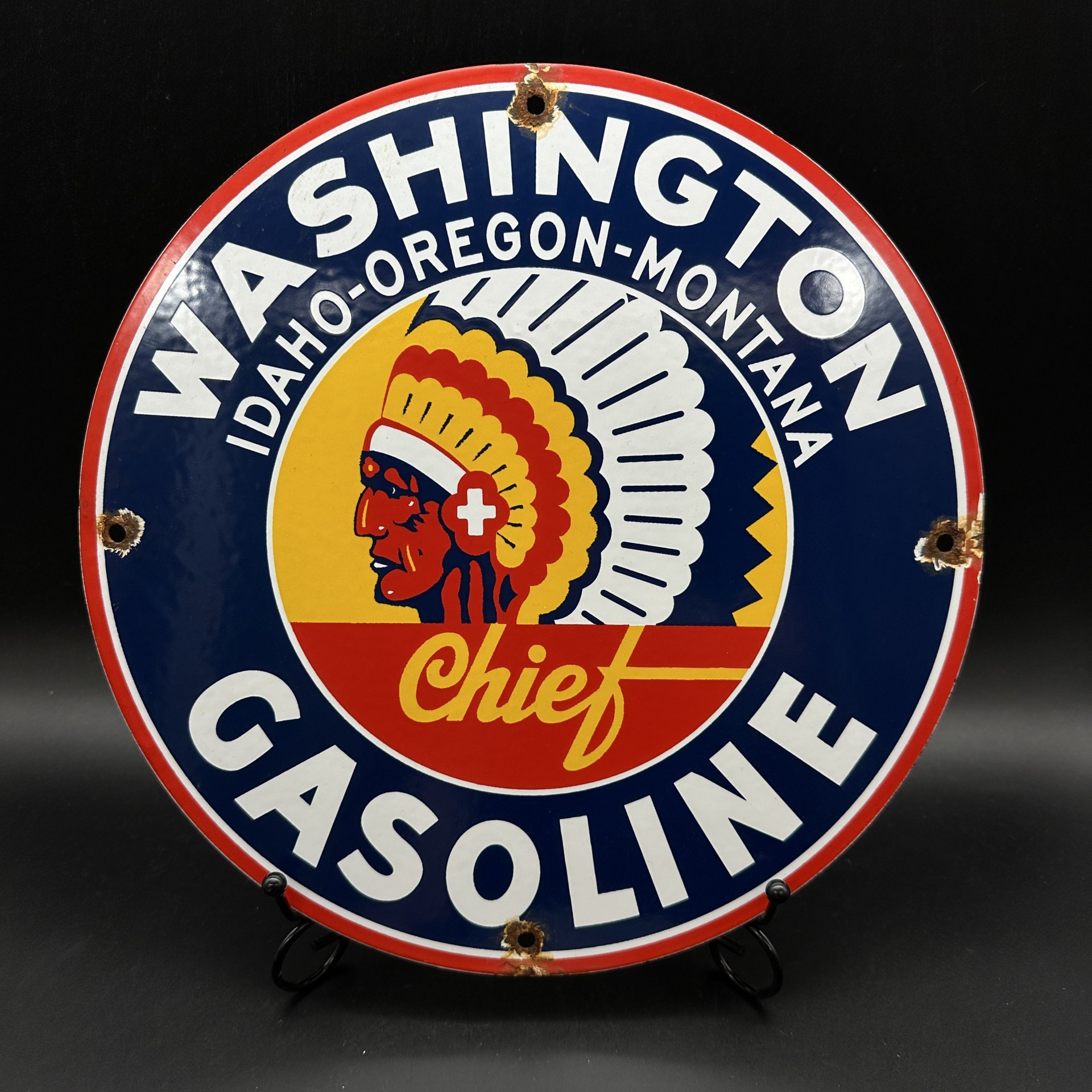 Дорожный знак "Chief gasoline"
