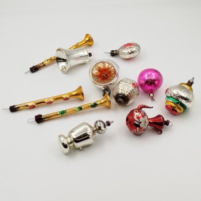 Набор елочных игрушек в подборе (11 шт.): "Самовары", "Дудочки", "Звезда", "Фонарики", "Колокольчик", "Шары"