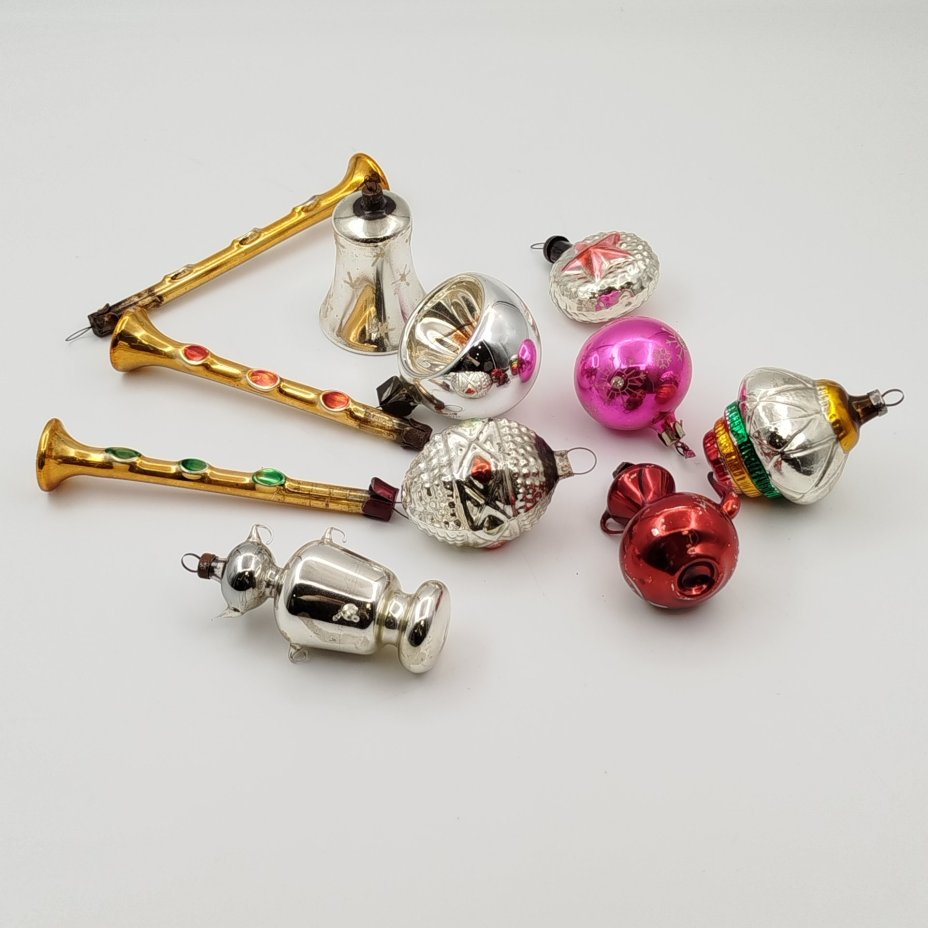 Набор елочных игрушек в подборе (11 шт.): "Самовары", "Дудочки", "Звезда", "Фонарики", "Колокольчик", "Шары"