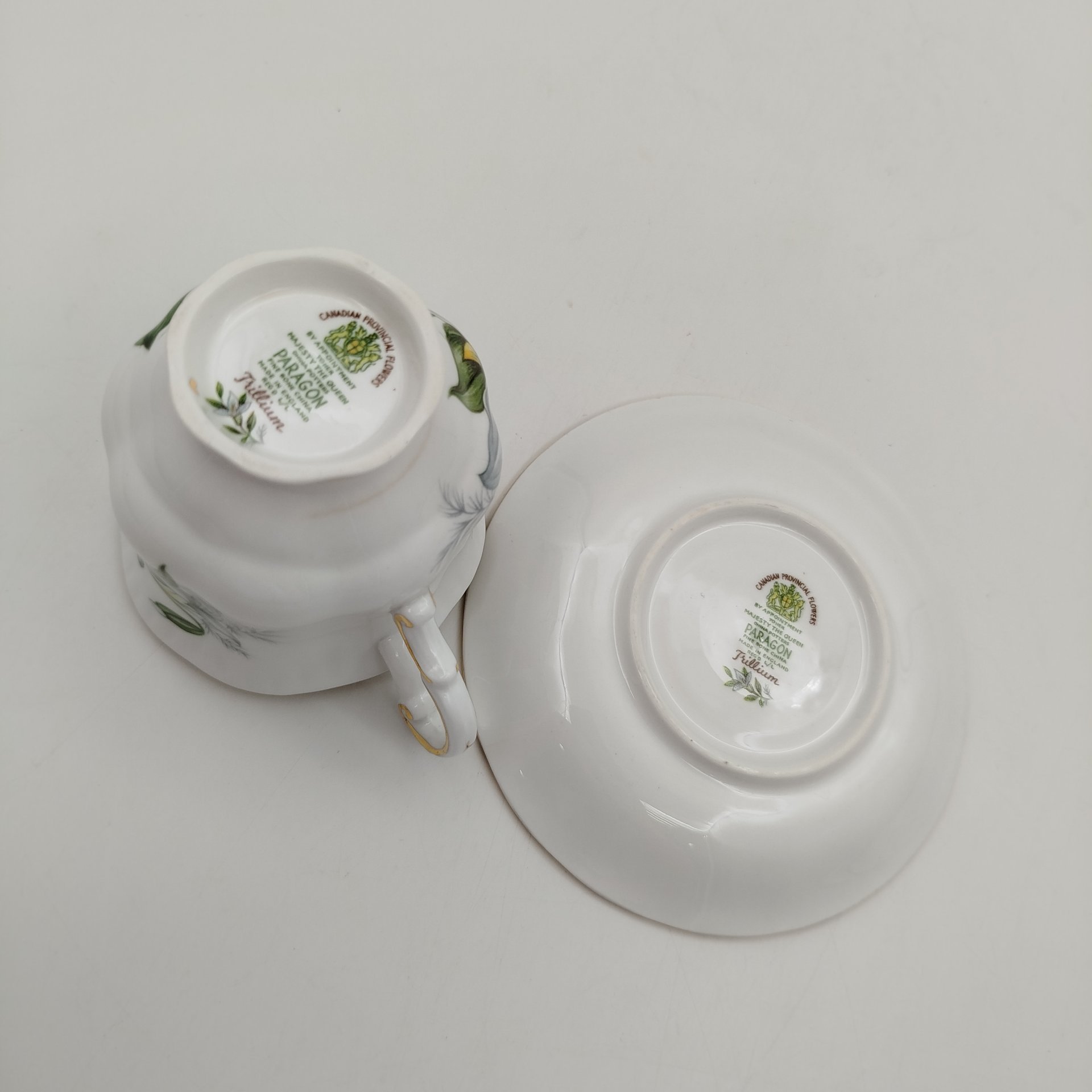 Кофейная пара "Canadian flowers" ("Канадские цветы"), фарфор, деколь, золочение, Paragon, Великобритания, 1970-1992 гг., Paragon